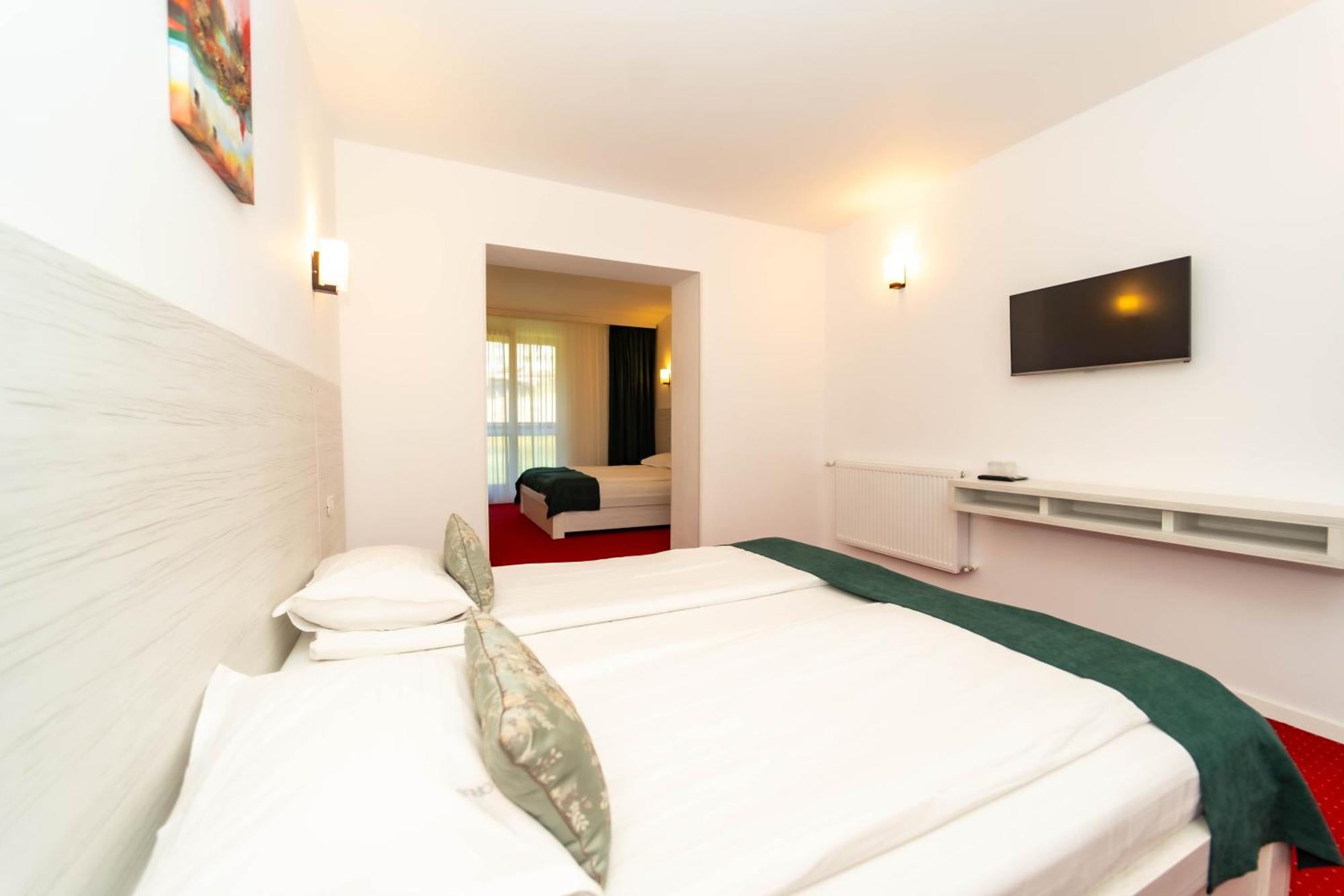 Hotel Cirus بْريدال المظهر الخارجي الصورة