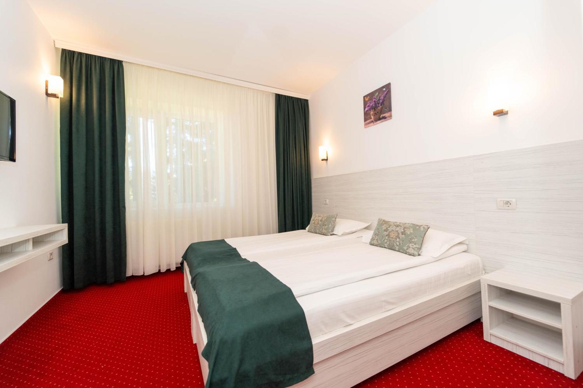 Hotel Cirus بْريدال المظهر الخارجي الصورة