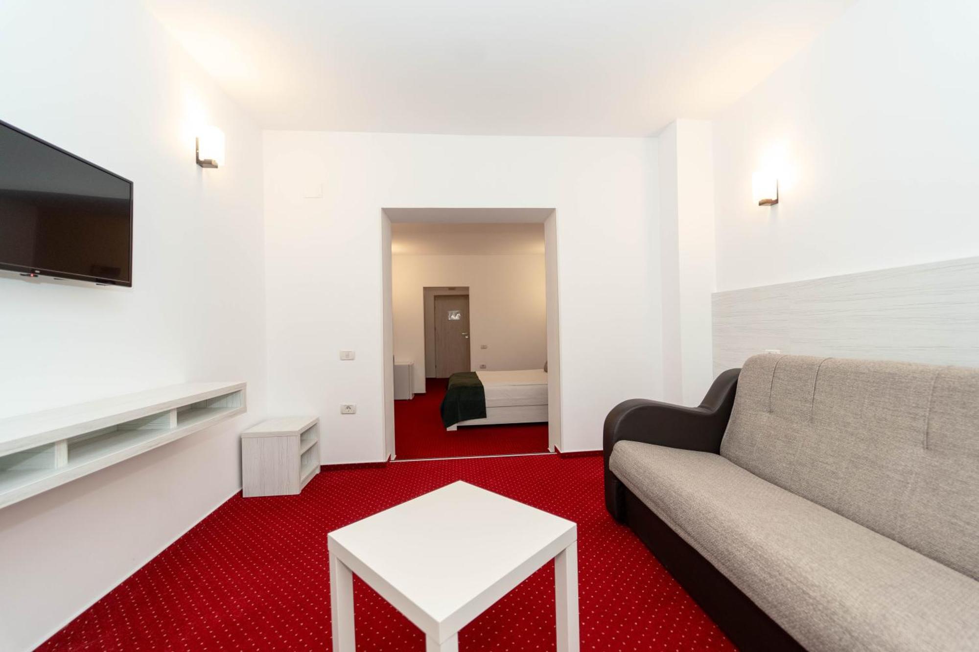 Hotel Cirus بْريدال المظهر الخارجي الصورة