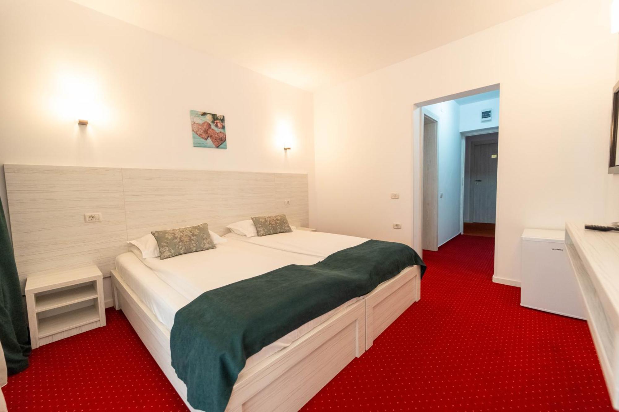 Hotel Cirus بْريدال المظهر الخارجي الصورة