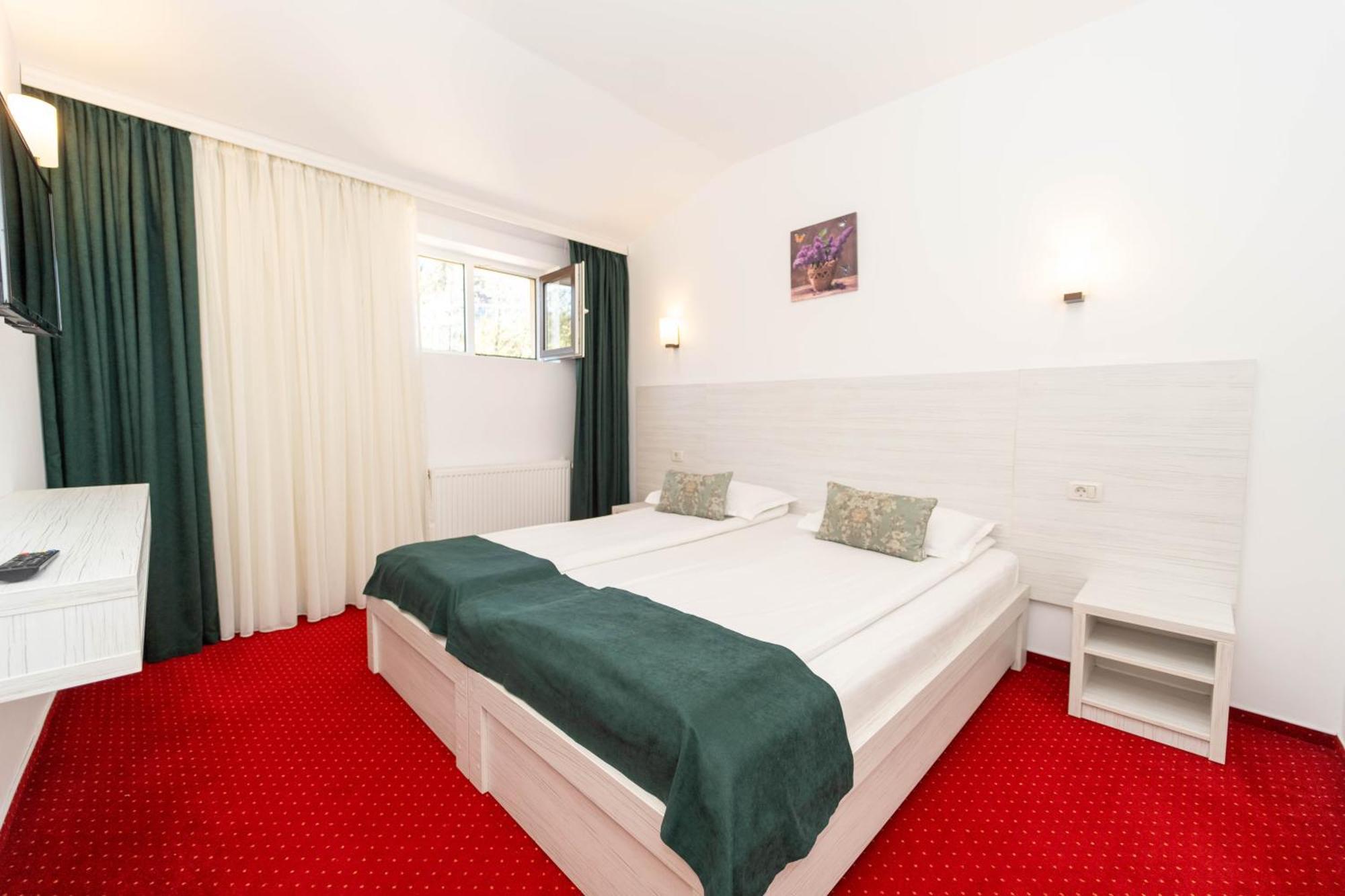 Hotel Cirus بْريدال المظهر الخارجي الصورة