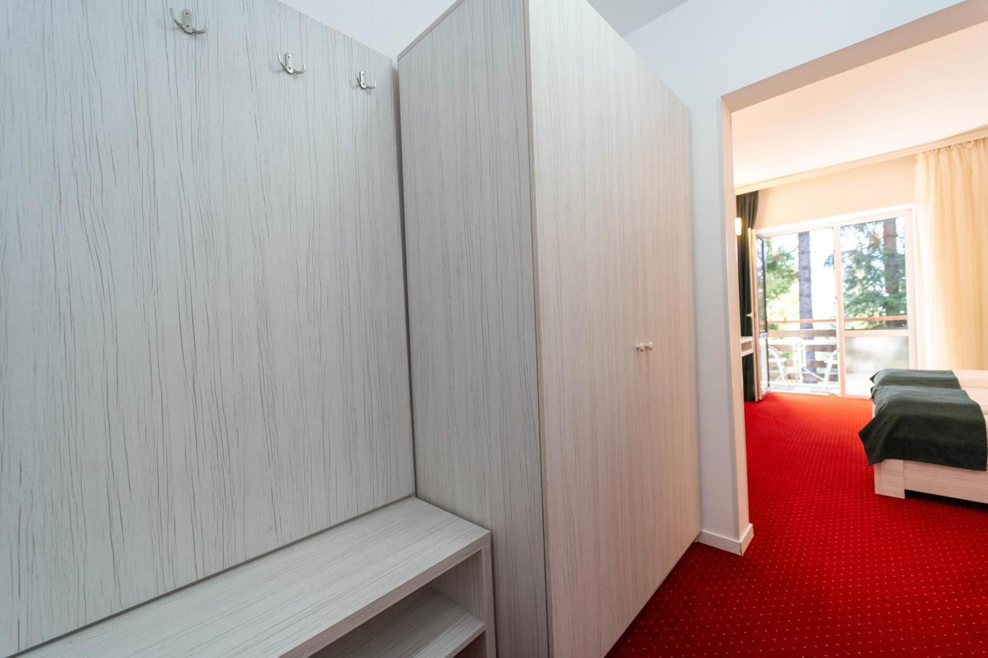 Hotel Cirus بْريدال المظهر الخارجي الصورة